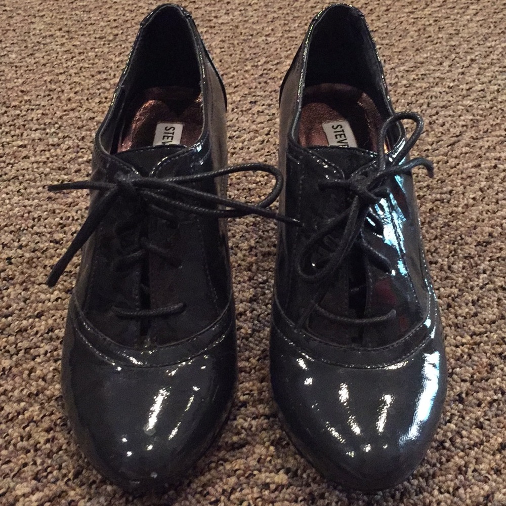 Steve Madden low heels
